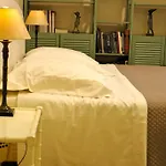 Apartment Living In Paris - Palais Bourbon