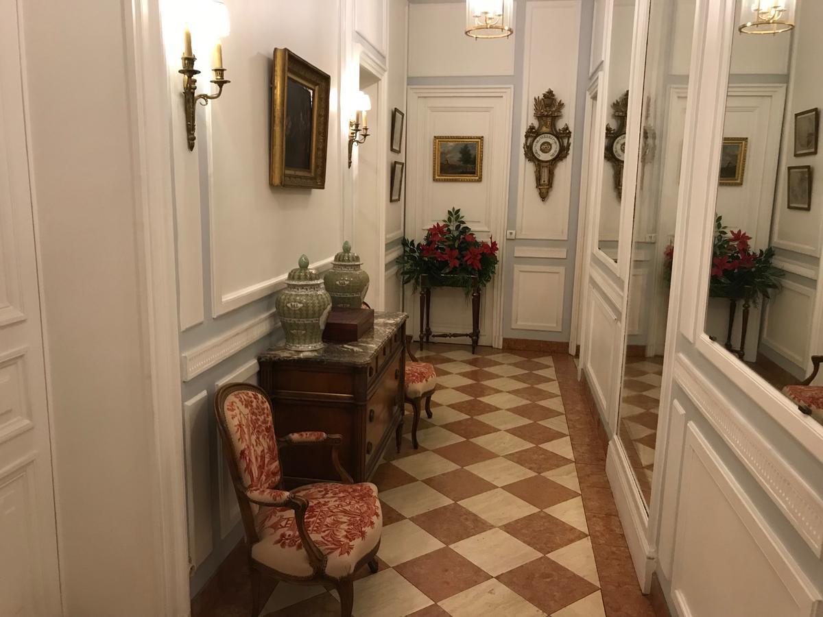 Appartamento Living In - Palais Bourbon